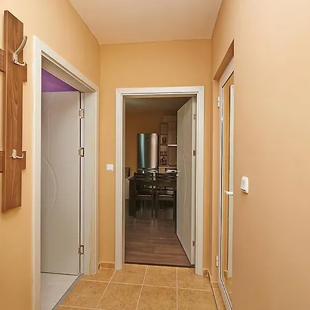 Apartment Апартамент Самира Pomorie